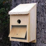 vogelhuis met garagedeur